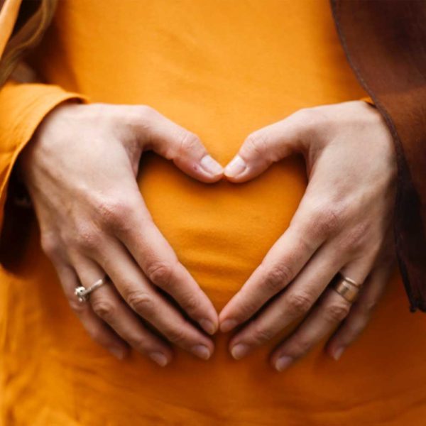 Birthways Doula Services in Chicago offers massage for pregnant and new moms and newborns.
